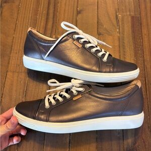 Ecco soft 7 Leather Low-Top Sneakers in Dark Brown size 9